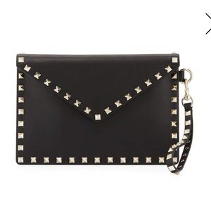 ⛔️SOLD⛔️💕NWT💕 Studded Envelope Clutch💕💕